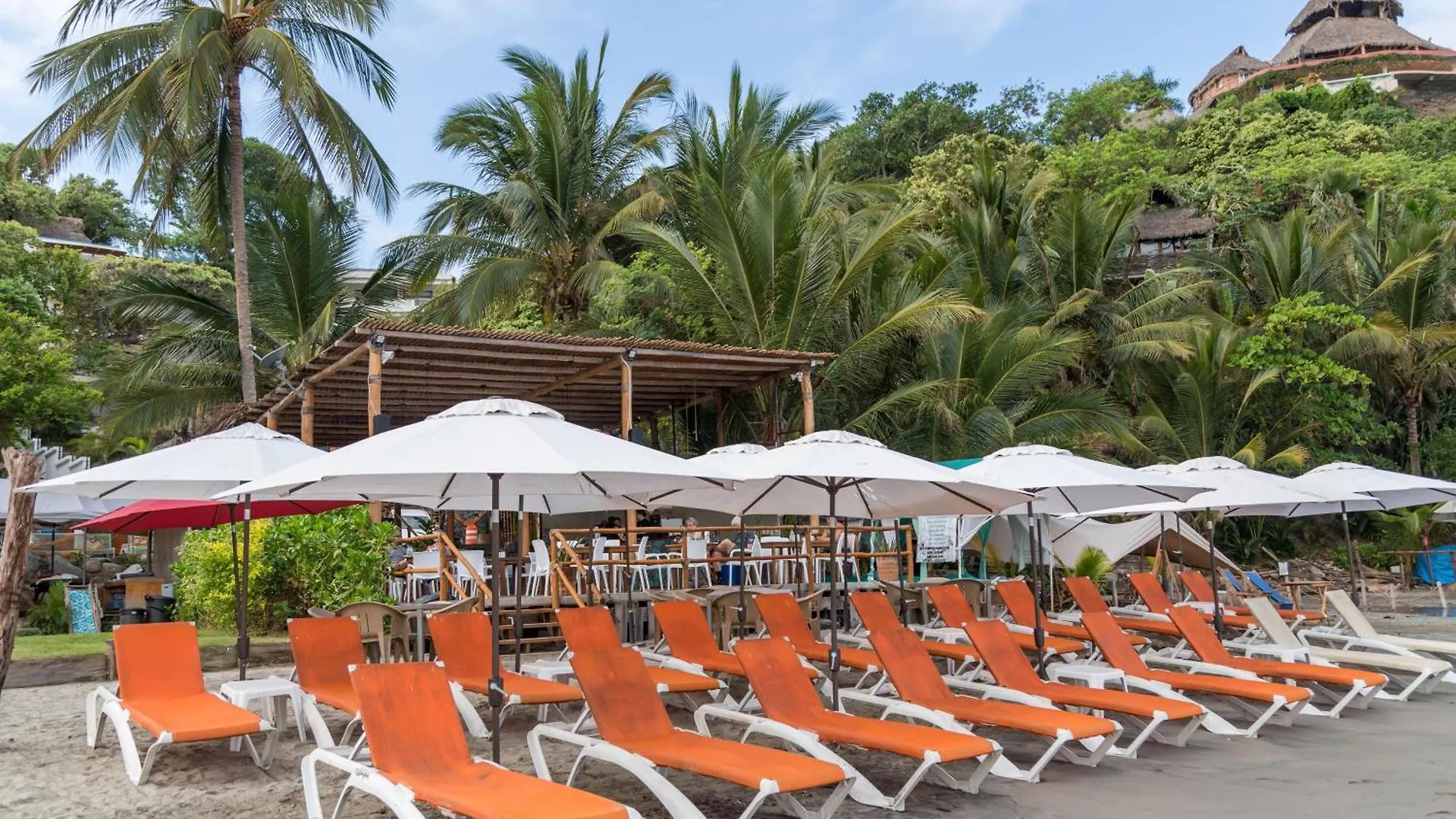Ysuri Sayulita - Beachfront Hotel