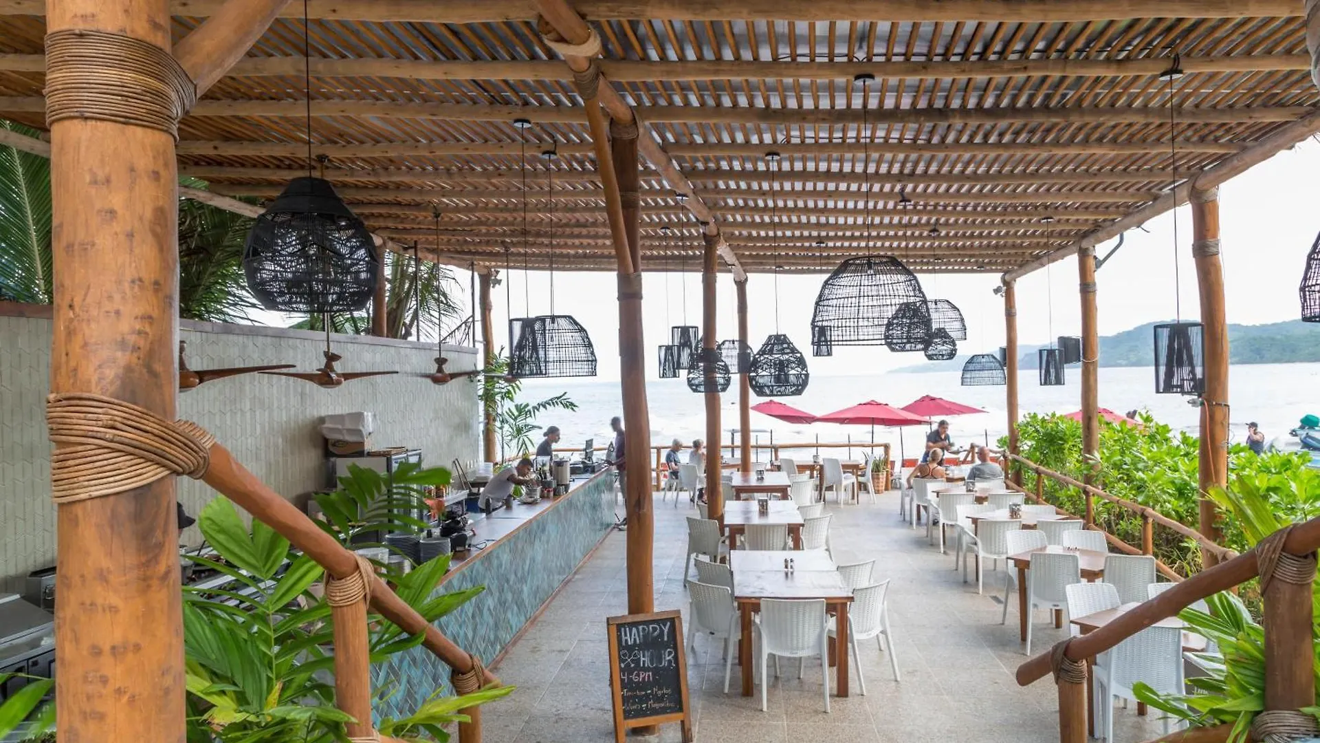 Ysuri Sayulita - Beachfront Hotel
