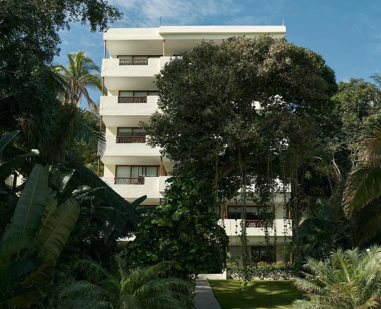 Ysuri Sayulita - Beachfront Hotel