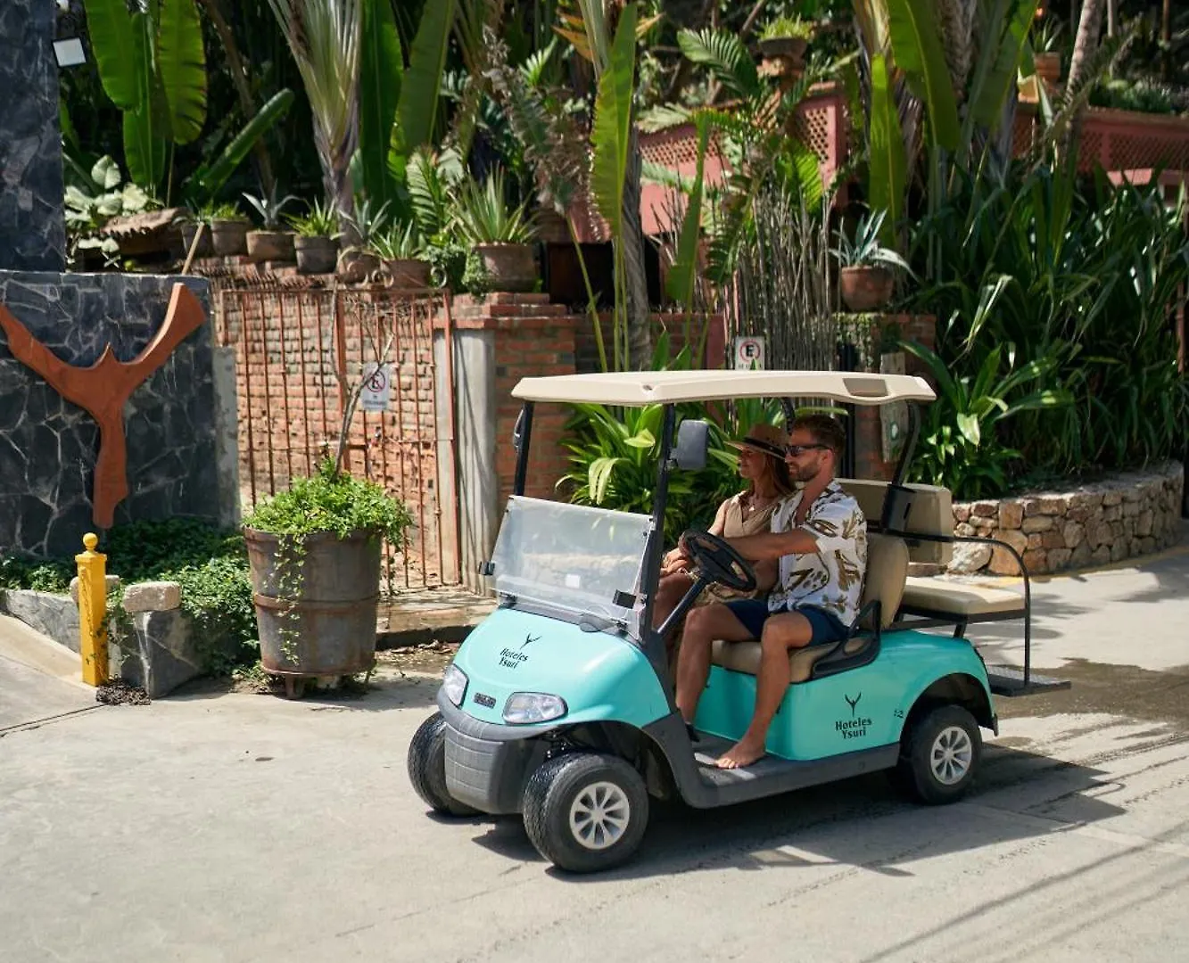 *****  Ysuri Sayulita - Beachfront Hotel Mexico